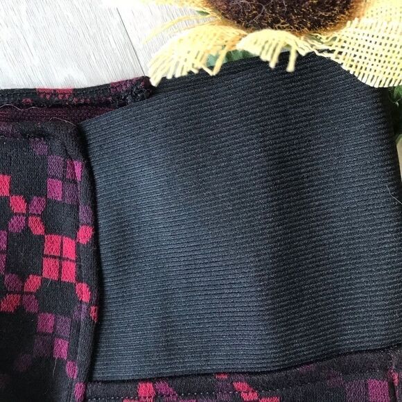 Free People Diamond Print plaid knit Mini‎ Skirt Black /Red XS - Picture 4 of 7